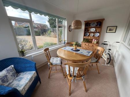 2 bedroom Detached bungalow to let in Highcliffe Road, Grantham, NG31