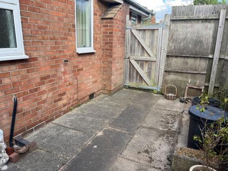 2 bedroom Detached bungalow to let in Highcliffe Road, Grantham, NG31