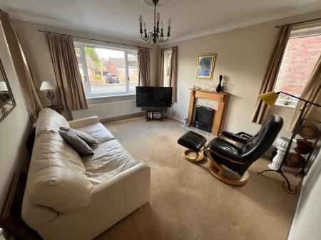 2 bedroom Detached bungalow to let in Highcliffe Road, Grantham, NG31