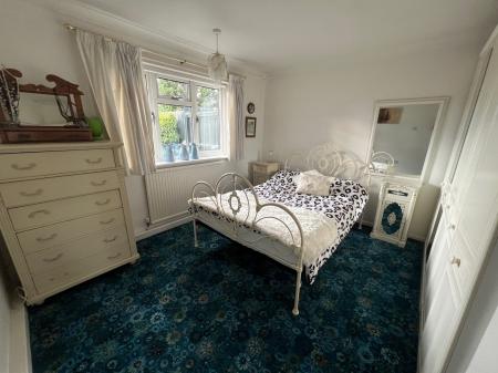 2 bedroom Detached bungalow to let in Highcliffe Road, Grantham, NG31