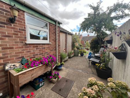 3 bedroom Terraced House for sale in St. Annes Street, Grantham, NG31