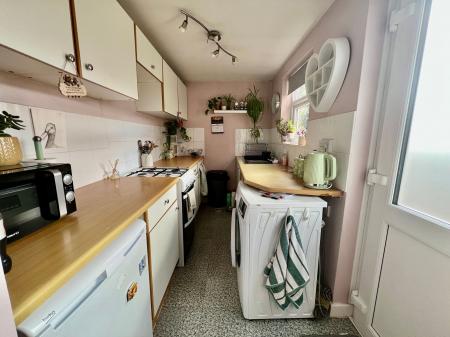 3 bedroom Terraced House for sale in St. Annes Street, Grantham, NG31