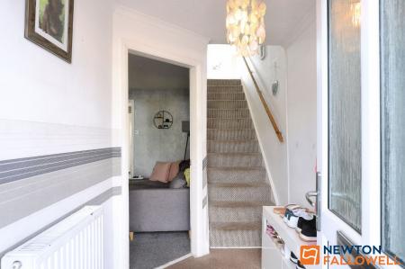 3 bedroom Semi-detached house for sale in Valley Road, Grantham, NG31