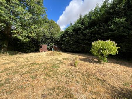 2 bedroom Link detached house to let in Long Street, Great Gonerby, NG31