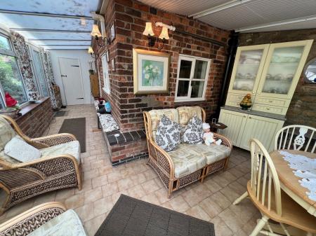 2 bedroom Link detached house to let in Long Street, Great Gonerby, NG31