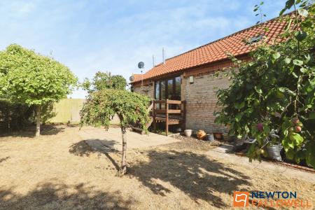 2 bedroom Barn Conversion for sale in Fish Well Close, Skillington, NG33
