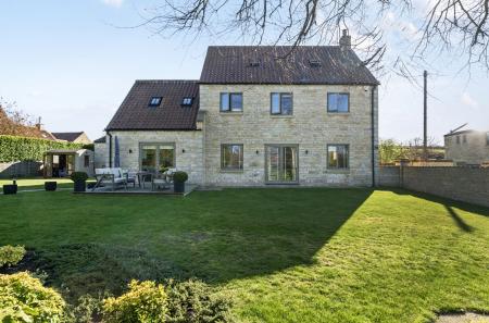 4 bedroom Detached house for sale in Main Street, Wilsford, NG32