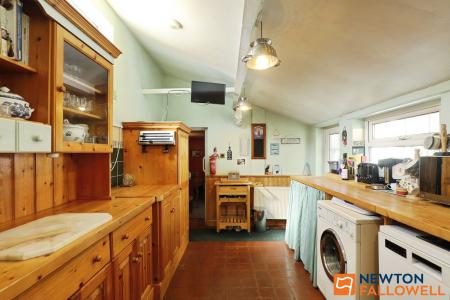 5 bedroom Terraced House for sale in North Parade, Grantham, NG31