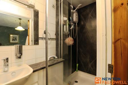 5 bedroom Terraced House for sale in North Parade, Grantham, NG31