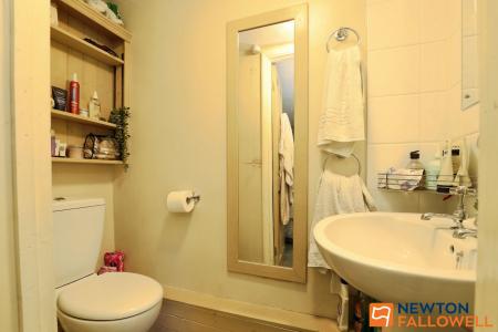 5 bedroom Terraced House for sale in North Parade, Grantham, NG31