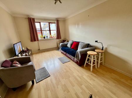 2 bedroom Flat for sale in Rugby Court, Grantham, NG31