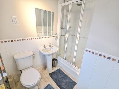 4 bedroom Detached house for sale in Richmond Drive, Grantham, NG31