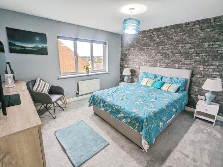 4 bedroom Detached house for sale in Richmond Drive, Grantham, NG31