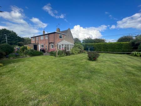Ermine Street, Ancaster, NG32