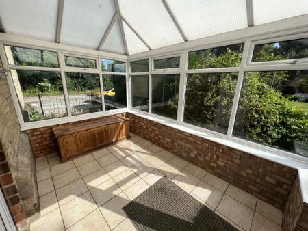2 bedroom Semi-detached house to let in Ermine Street, Ancaster, NG32