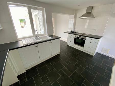 2 bedroom Cottage for sale in Gelston, Grantham, NG32