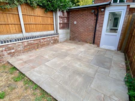 2 bedroom Cottage for sale in Gelston, Grantham, NG32
