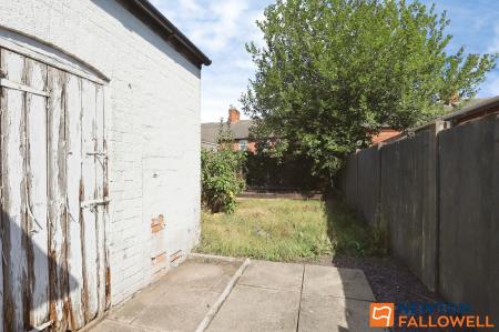 3 bedroom Terraced House for sale in Edward Street, Grantham, NG31