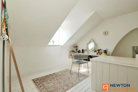 3 bedroom Terraced House for sale in Edward Street, Grantham, NG31