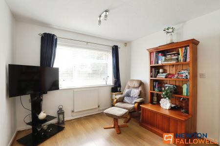 2 bedroom Semi-detached house for sale in The Drift, Barrowby, NG32