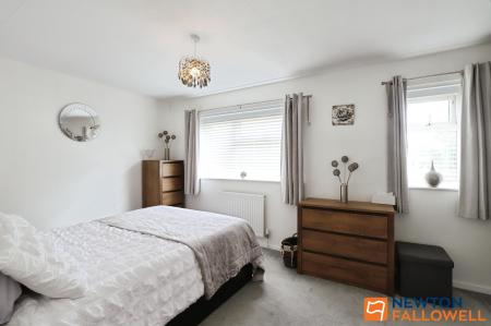 2 bedroom Semi-detached house for sale in The Drift, Barrowby, NG32