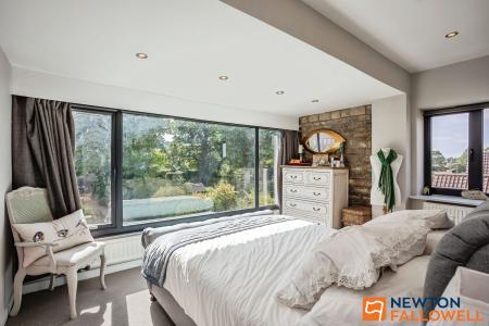 4 bedroom Detached house for sale in Signal Road, Grantham, NG31
