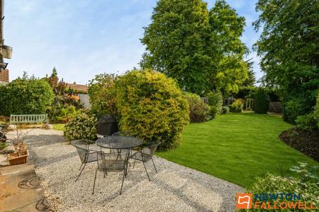 4 bedroom Detached house for sale in Signal Road, Grantham, NG31