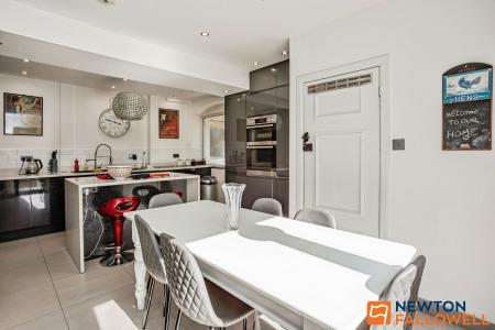 4 bedroom Detached house for sale in Signal Road, Grantham, NG31