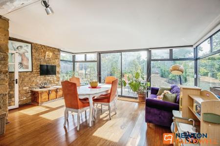 4 bedroom Detached house for sale in Signal Road, Grantham, NG31