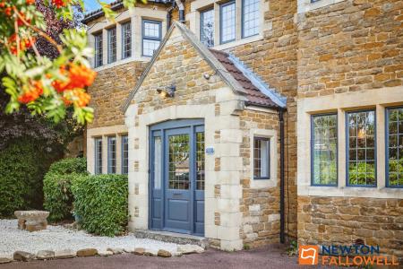 4 bedroom Detached house for sale in Signal Road, Grantham, NG31
