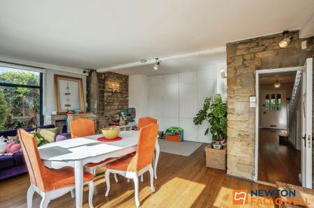 4 bedroom Detached house for sale in Signal Road, Grantham, NG31