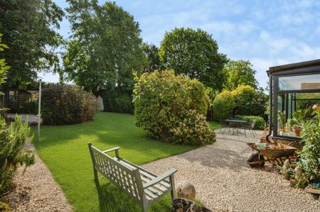 4 bedroom Detached house for sale in Signal Road, Grantham, NG31