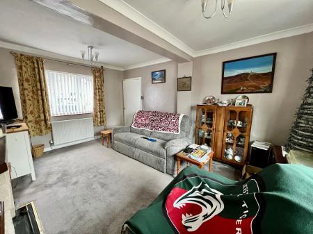 3 bedroom Terraced House for sale in Beechcroft Road, Grantham, NG31