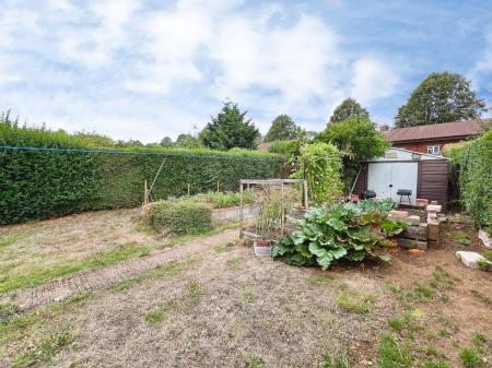 3 bedroom Terraced House for sale in Beechcroft Road, Grantham, NG31