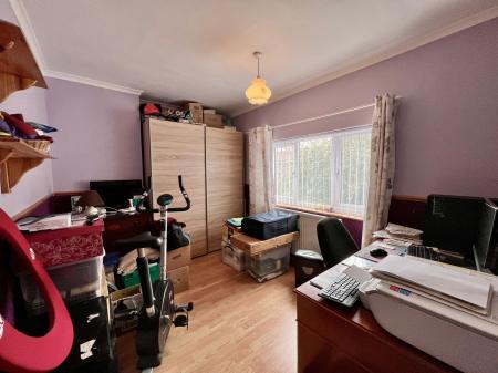3 bedroom Terraced House for sale in Beechcroft Road, Grantham, NG31