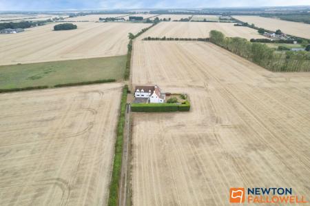 5 bedroom Detached house for sale in Turnor Road, Harrowby, NG31