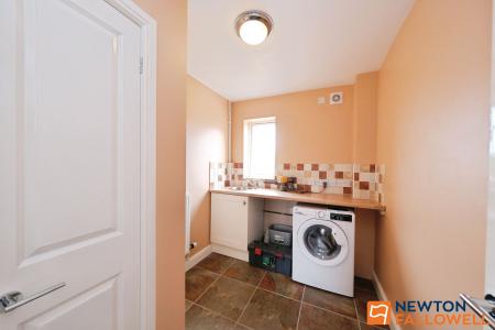 5 bedroom Detached house for sale in Turnor Road, Harrowby, NG31