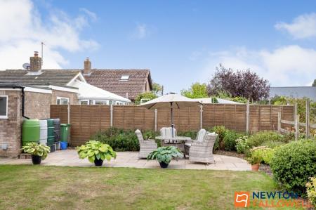 2 bedroom Detached bungalow for sale in Oasby, Grantham, NG32