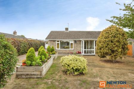 2 bedroom Detached bungalow for sale in Oasby, Grantham, NG32