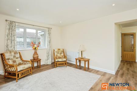 2 bedroom Detached bungalow for sale in Oasby, Grantham, NG32