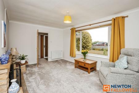 2 bedroom Detached bungalow for sale in Oasby, Grantham, NG32