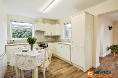 2 bedroom Detached bungalow for sale in Oasby, Grantham, NG32