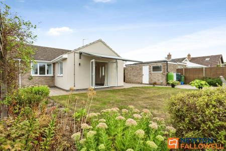 2 bedroom Detached bungalow for sale in Oasby, Grantham, NG32