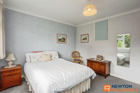 4 bedroom Detached house for sale in Newgate Lane, Londonthorpe, NG31