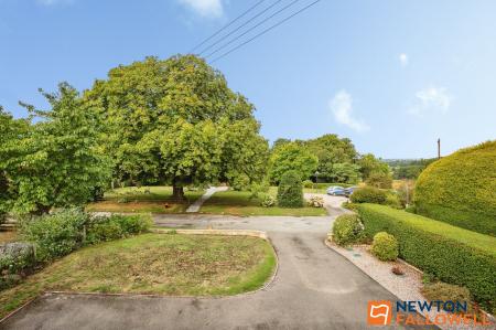 4 bedroom Detached house for sale in Newgate Lane, Londonthorpe, NG31