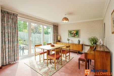 4 bedroom Detached house for sale in Newgate Lane, Londonthorpe, NG31