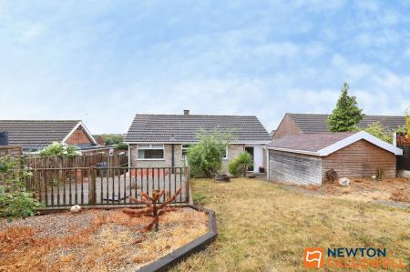 2 bedroom Detached bungalow for sale in Bridge End Grove, Grantham, NG31