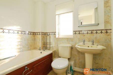 4 bedroom Detached house for sale in Lindisfarne Way, Grantham, NG31