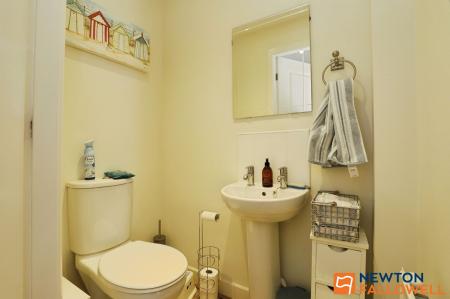 5 bedroom Detached house for sale in Brunel Avenue, Colsterworth, NG33