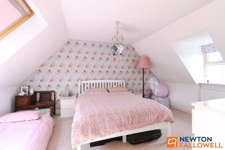 5 bedroom Detached house for sale in Brunel Avenue, Colsterworth, NG33